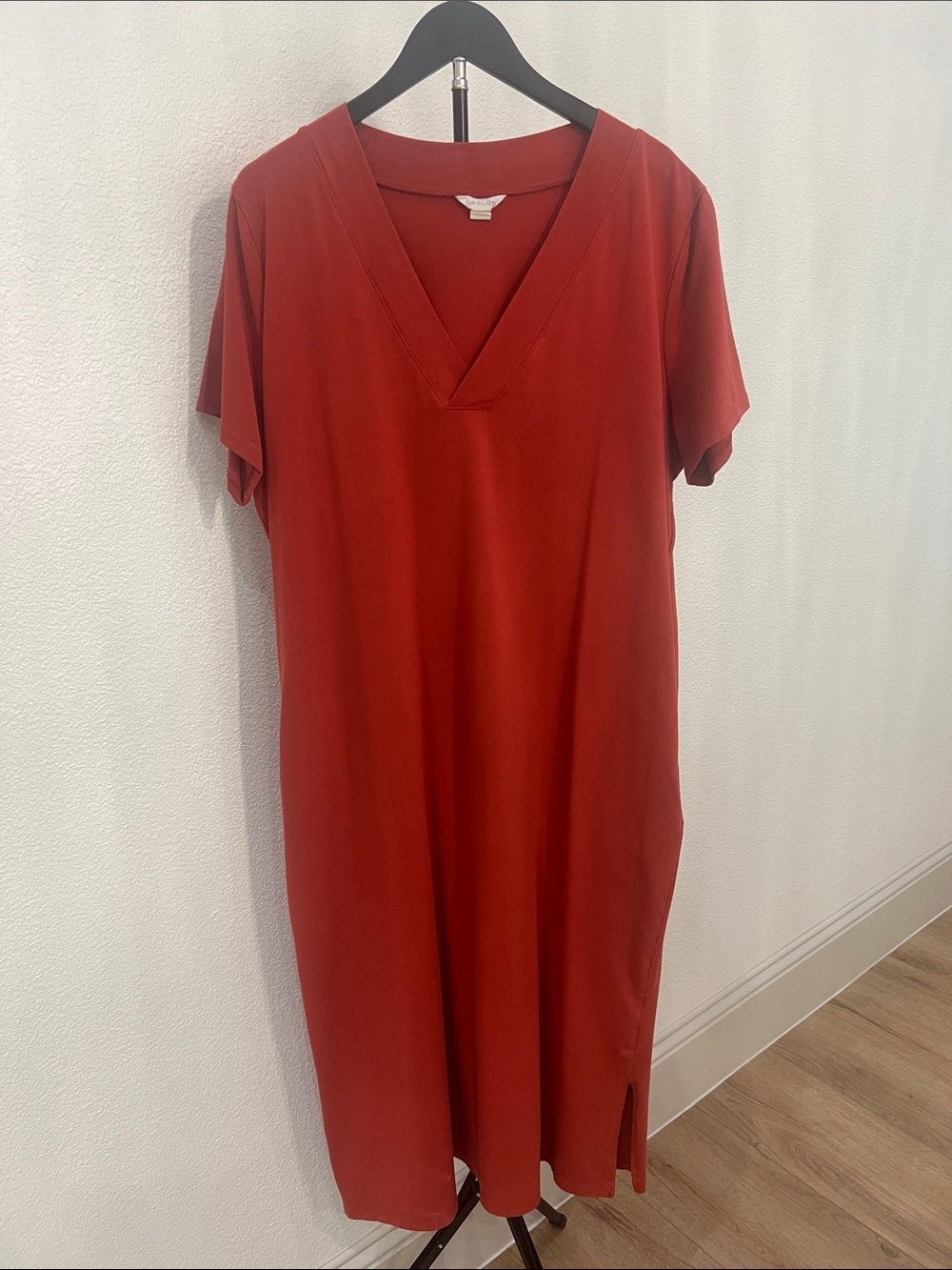Caslon Bright Red V-Neck Dress Top